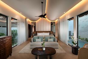 Hilton Maldives Amingiri Resort & Spa