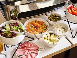 The Basilian Minsk, Curio Collection By Hilton