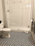 Historic two bed Apartment in the City Centre