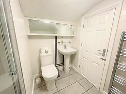 Contemporary Garden Flat in Clifton