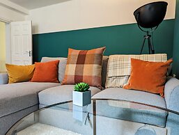 Contemporary Garden Flat in Clifton