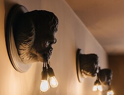 IKYK Hotel - IK Collection