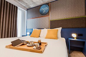 IKYK Hotel - IK Collection