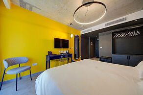 IKYK Hotel - IK Collection