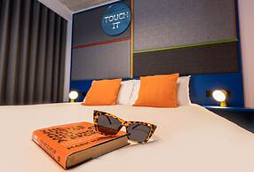 IKYK Hotel - IK Collection