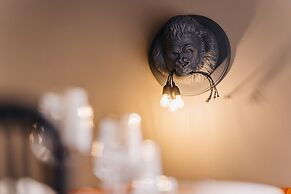 IKYK Hotel - IK Collection