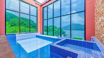 Tongyeong Saryangdo Elphis36 Poolvilla