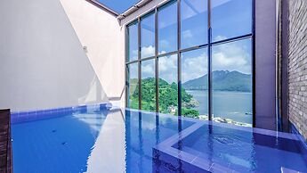 Tongyeong Saryangdo Elphis36 Poolvilla