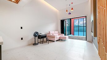 Tongyeong Saryangdo Elphis36 Poolvilla