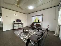 OYO Home 90349 Anique Hoemstay