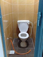 OYO Home 90350 Kl Homestay Express 2