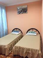 OYO Home 90352 Muan's Homestay