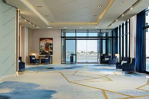 Maani Muscat Hotel & Suites