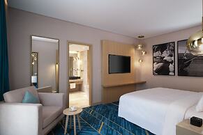 Maani Muscat Hotel & Suites