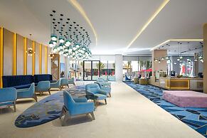 Maani Muscat Hotel & Suites