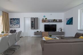 Luxury Villa Royal I with Private Pool