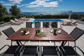 Luxury Villa Royal I with Private Pool