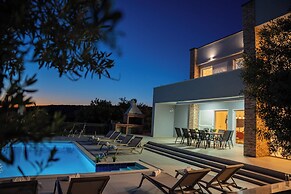 Luxury Villa Royal I with Private Pool