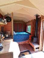 Stunning 1-bed Cabin in Totnes