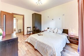 Apartment Vesta with a park view