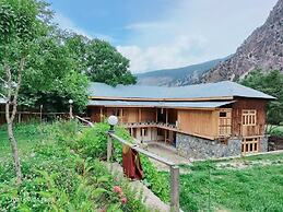Kalash Continental Hotel And Resort