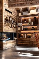 Alaska Lodge by Alpine resorts