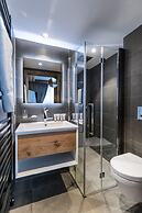 Alaska Lodge by Alpine resorts