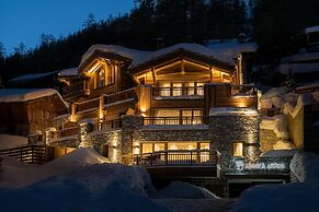 Alaska Lodge by Alpine Residences