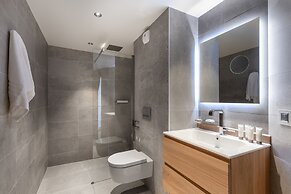 Alaska Lodge by Alpine resorts