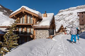 Vail Lodge by Alpine Resorts