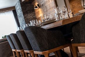 Vail Lodge by Alpine Resorts