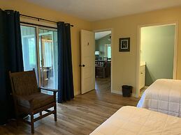 Kanuga Inn & Lodging