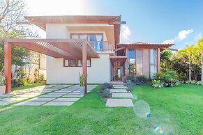 PF17 Casa  05 Suítes-Praia do Forte