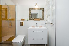 Apartments Warta Residence by Renters