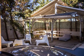 Villa BOND with Private Swimming Pool