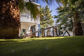 Villa BOND with Private Swimming Pool