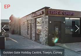 Lovely 3-bed Caravan in Towyn