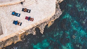 Ocean Cliff Hotel Negril Limited