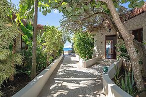 Ocean Cliff Hotel Negril Limited