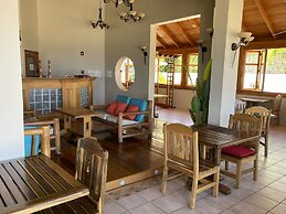 Ocean Cliff Hotel Negril Limited