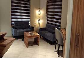 The Sky Imperial Bapu’s Resort