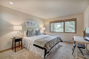 Luxury 4 Bed Pines Townhome Amongst The Peace And Quiet 4 Bedroom Town