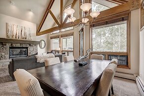 Luxury 4 Bed Pines Townhome Amongst The Peace And Quiet 4 Bedroom Town