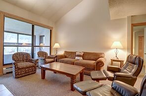 Spacious Condo In The Heart of Copper Mountain right next to Lifts - M