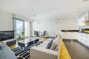 Modern Pet Friendly Apartment by MSS