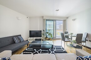 Modern Pet Friendly Apartment by MSS