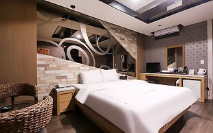 Andong Hotel Gung