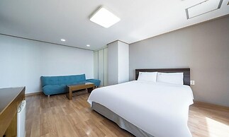 Daecheon Mud Beach Hotel