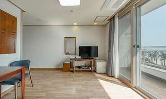 Daecheon Mud Beach Hotel