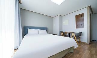 Daecheon Mud Beach Hotel